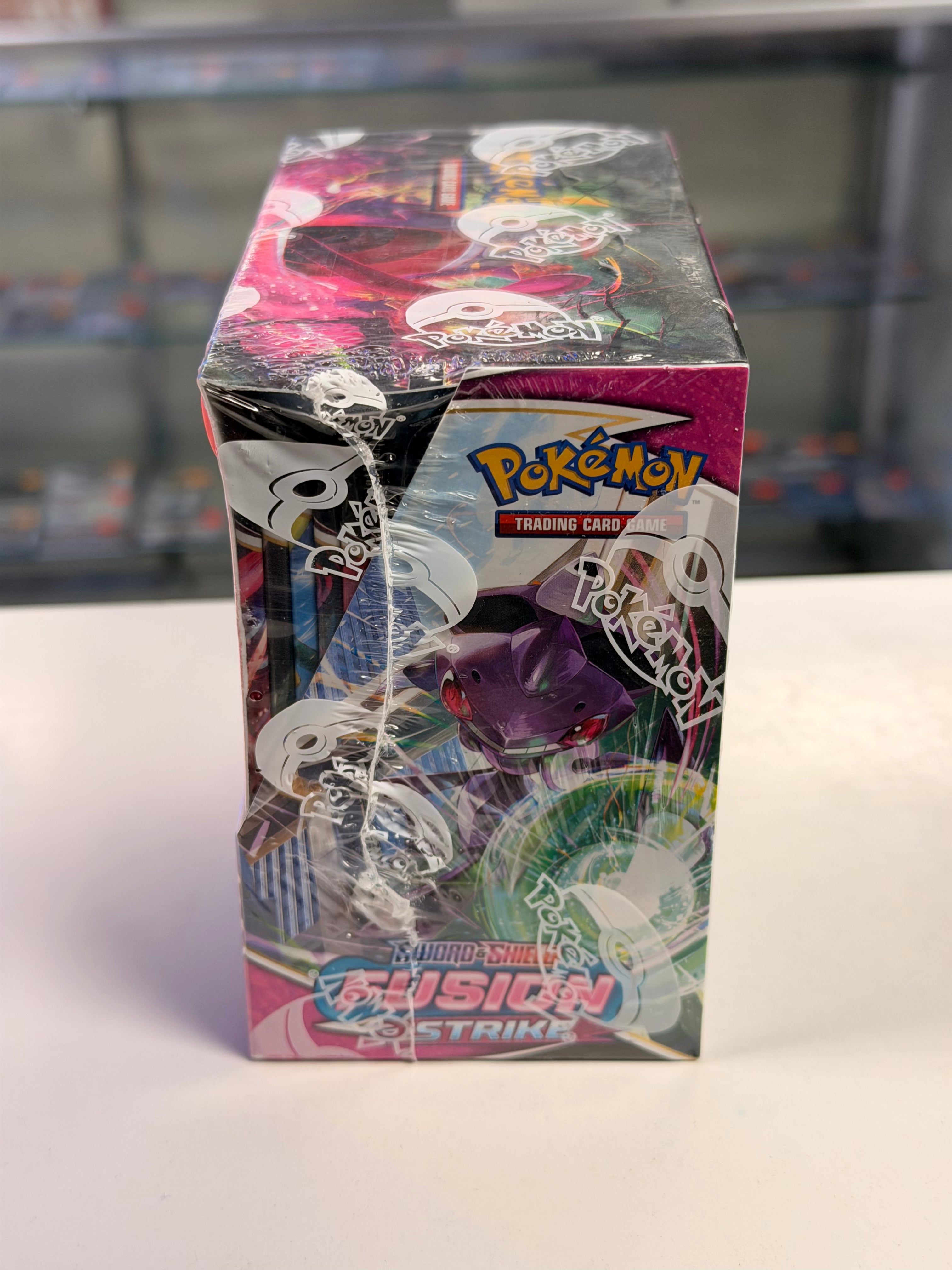 Pokemon TCG: Sword & Shield - Fusion Strike Booster Box (36 Packs)